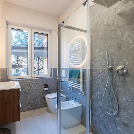 Apartman Paradise Modern & Cozy - Bgy 5 Min Private Parking Bergamo