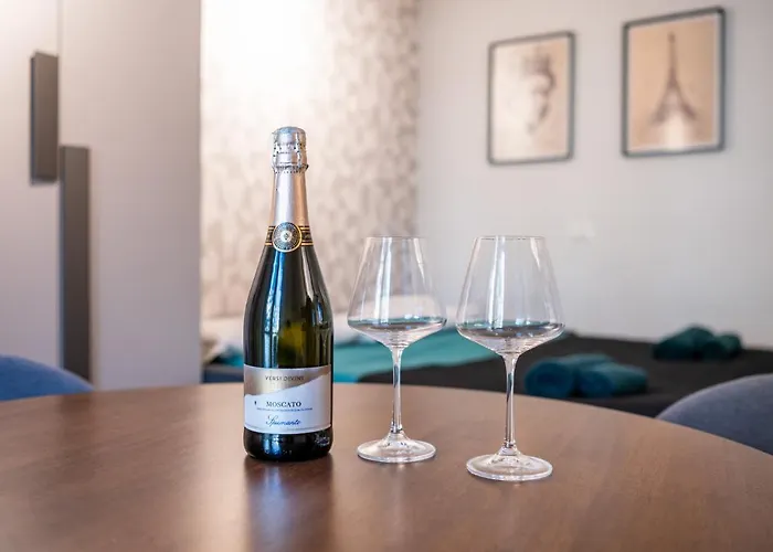 Lägenhet Paradise Modern & Cozy - Bgy 5 Min Private Parking *